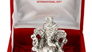 International Gift Silver Pagadi Ganesh God Idol With Luxury Velvet Box Pack