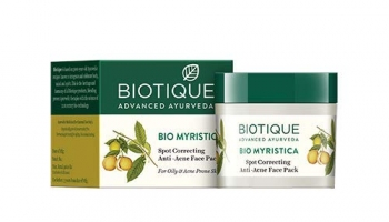Biotique Bio Myristica Spot Correcting Anti Acne Face Pack, 20G