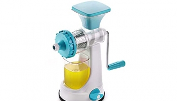 Ganesh Amegh Fruit And Vegetable Juicer With Steel Handle