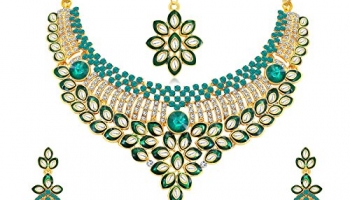 Sukkhi Delightful Gold Plated Wedding Jewellery Kundan Choker Necklace Set For Women (N71695Adap600)